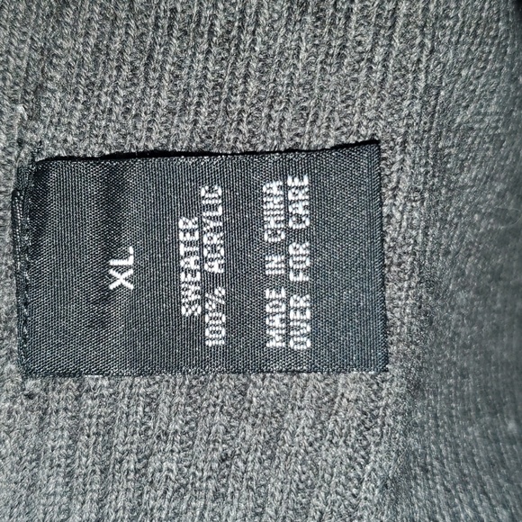 Beautiful IZ Byer Turtleneck Sweater Dress - Picture 7 of 7